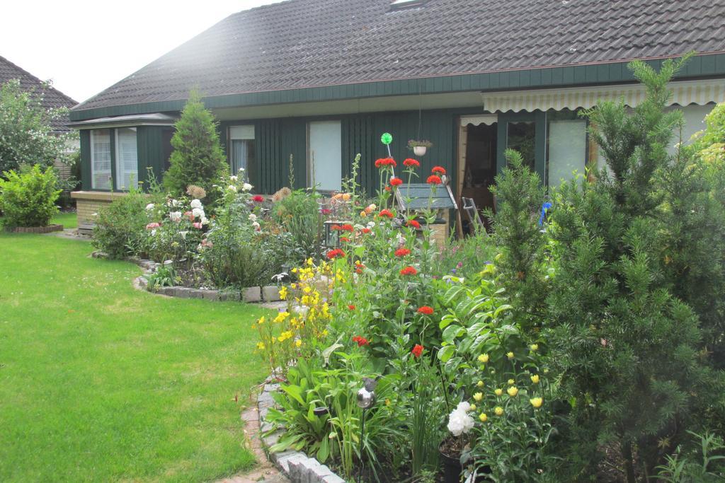 Gaestehaus Carstens Friedrichstadt Esterno foto